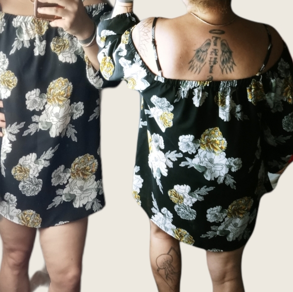 indulge Tops - Indulge Floral off shoulder Blouse